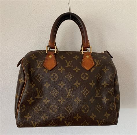 louis vuitton handbag used|louis vuitton handbags older models.